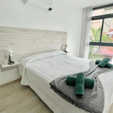 Island アパート *